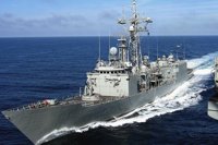 Las fragatas Canarias y Reina Sofía visitan Málaga tras su participación en un ejercicio en mar de Alborán