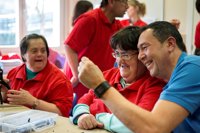 La Obra Social 'la Caixa' apoya en 2017 ocho proyectos de entidades sociales en Huesca, con más de 2.000 beneficiarios