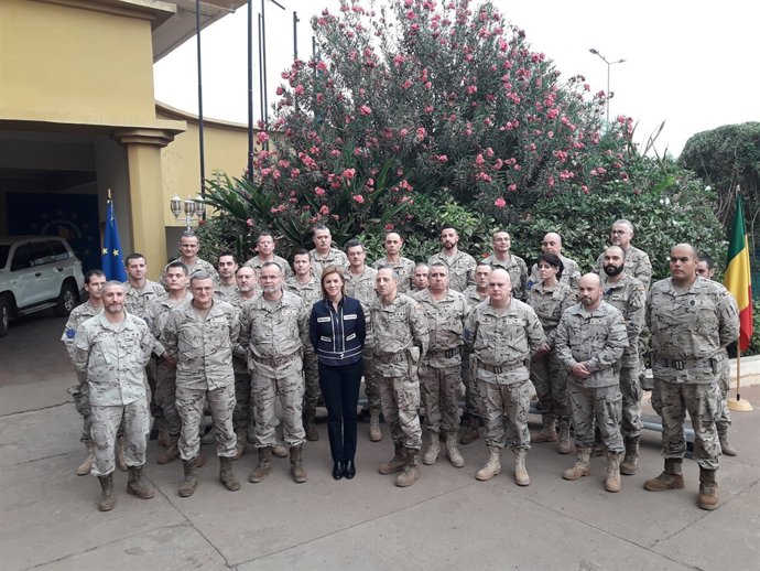 La ministra de Defensa, Maria Dolores de Cospedal, a Mali