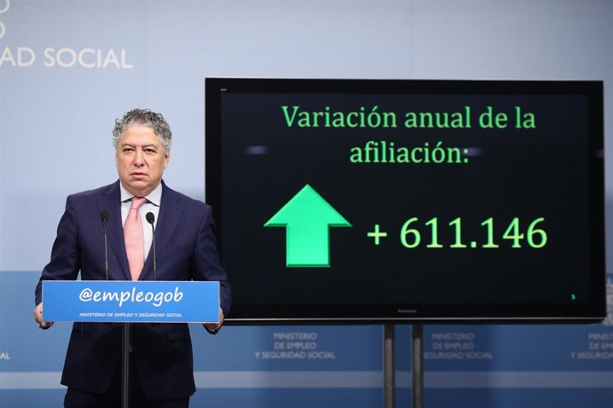 Tomás Burgos presenta los datos de paro