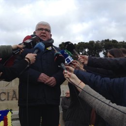 A.Alcoberro (ANC) davant la tomba de Francesc Macià