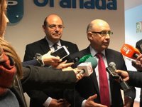 Cristóbal Montoro cree que "es el momento de los partidos políticos con experiencia" tras "años muy difíciles"