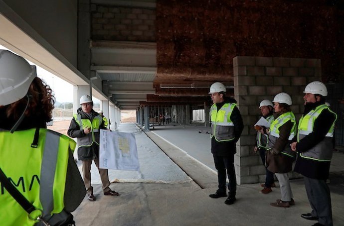 Visita d'obres del tanatori d'Àltima a Terrassa