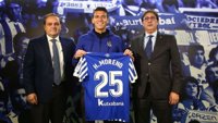 Héctor Moreno: "Vela me ha contado muchas cosas buenas de la Real Sociedad"