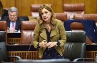 Salud dice que la falta de especialistas es un problema nacional y exige al Gobierno que "ponga medidas sobre la mesa"