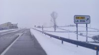 La nieve afecta al transporte escolar en varios puntos de Cantabria