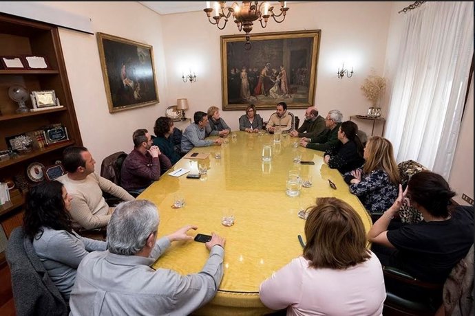 Reunión de Rosario Cordero