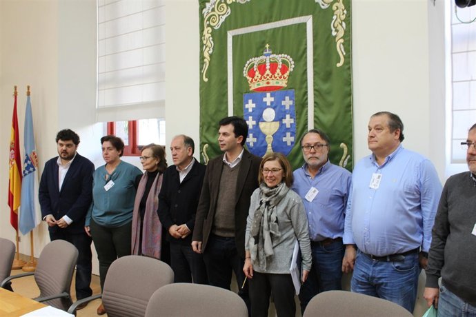 Fwd: Np E Fotos. Gonzalo Caballero Esixe A Feijóo Que "Rectifique" A Súa Polític