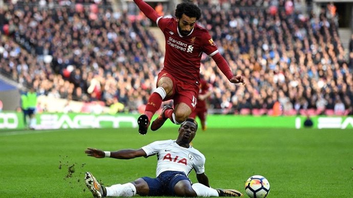 Salah (Liverpool) y Aurier (Tottenham)
