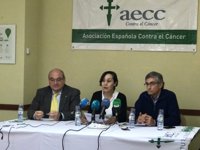 Unos 700 pacientes de cáncer en Extremadura se encuentran en riesgo de exclusión social por su situación económica
