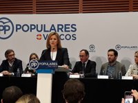 Cospedal cree que Puigdemont es el responsable de "dividir a los suyos"