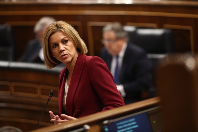Cospedal en la sessió de control al Govern al Congrés