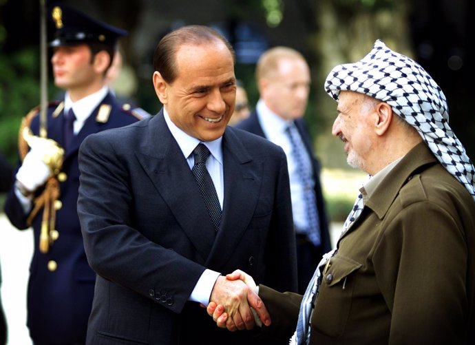 Berlusconi y Arafat
