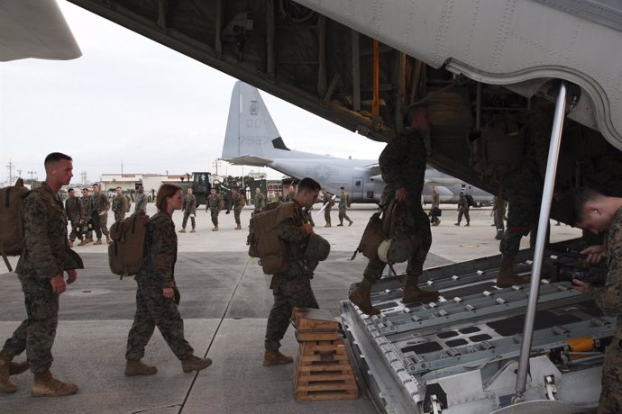 Militares norteamericanos en la base del ejército de  Estados Unidos en Okinawa 