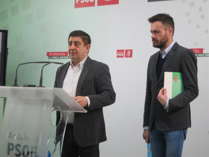 Francisco Reyes y Felipe Sicilia                  