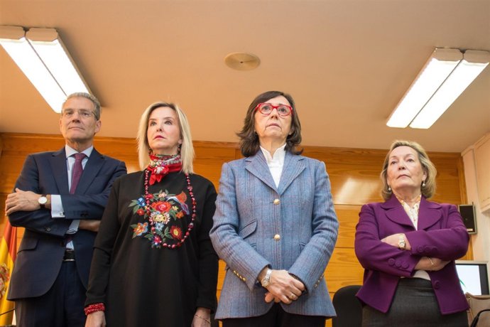 Minuto de silencio en la presentación de la Oficina Fiscal de Sevilla