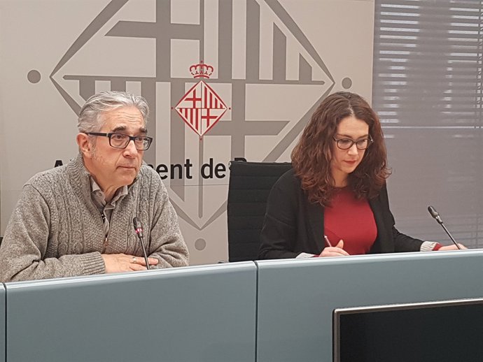 Els regidors de Barcelona Josep Maria Montaner i Laura Pérez