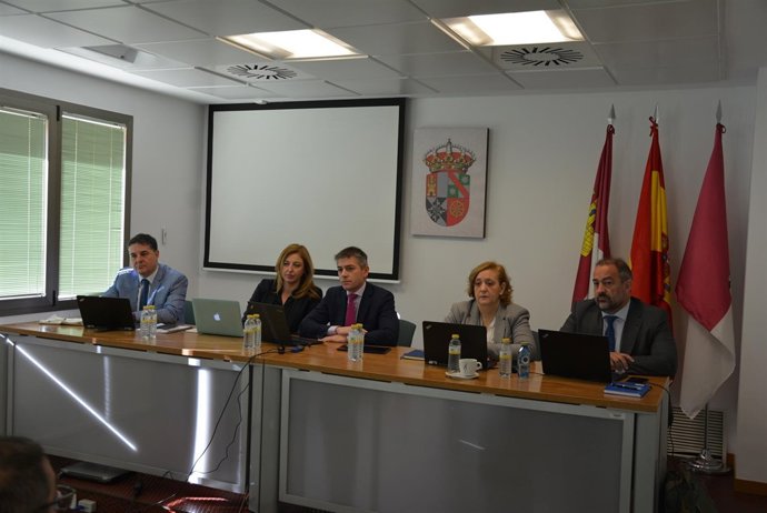 Uclm: La Comisión De Estrategia De La Uclm Aborda En Su Segunda Reunión El Mapa 