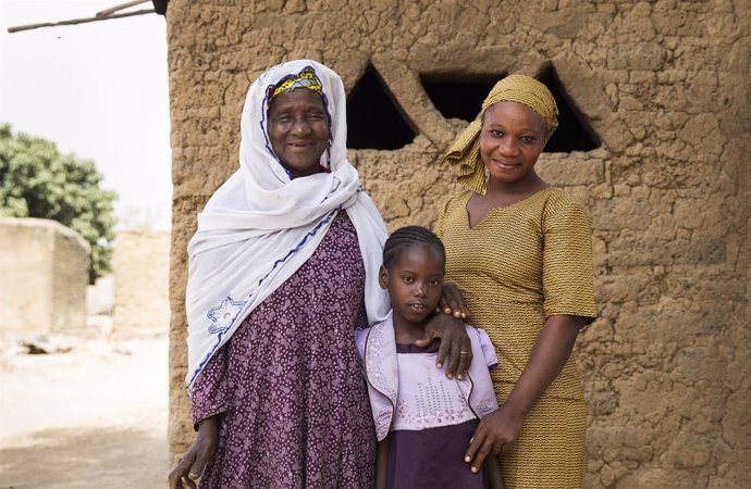 Alima, Fatoumata y Awa, tres mujeres contra la mutilación genital femenina
