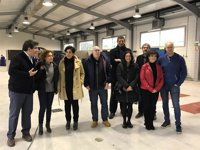 La consejera de Educación visita la nueva nave del IES Huarte