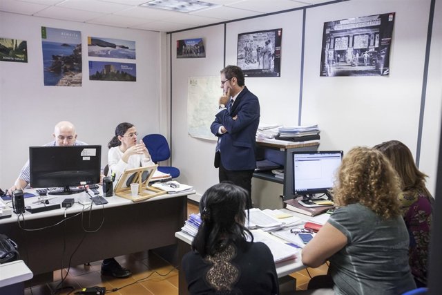 El área de Asistencia a Municipios asesora en arquitectura a los municipios.