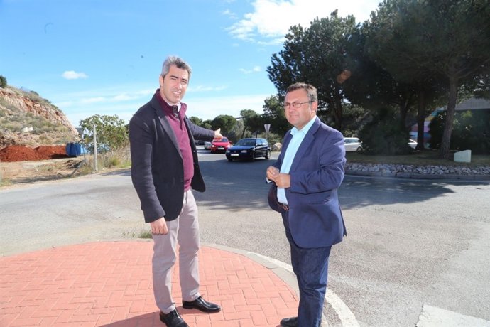 Víctor Navas y Miguel Angel Heredia rotonda acceso 222 benalmádena obras retraso