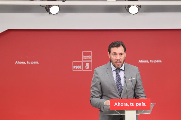 Rueda de prensa de Óscar Puente tras la Permanente del PSOE