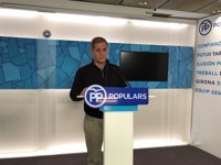 Alberto Fernández (PP) pide a Colau desalojar la acampada independentista de plaza Cataluña