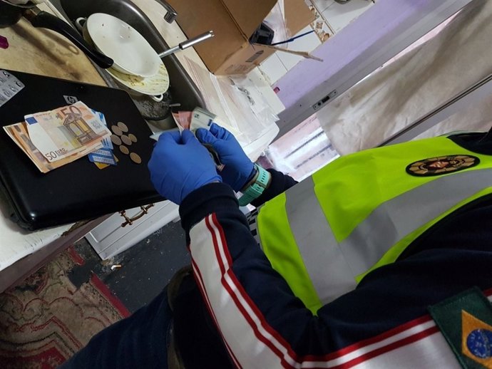 Operación antidroga de la Guardia Urbana en el barrio del Raval