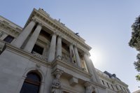 Agricultura constató que la asociación vinculada a un cargo del PSOE-M cobró 2 euros a inmigrantes por darles alimentos