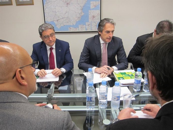 Reunión del gabinete de crisis por temporal con Enric Millo e Íñigo de la Serna