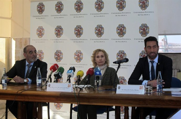  La Rectora De La UPSA En El Encuentro Con Medios.                              