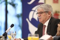 Canciller español espera que España y Argentina resuelvan "como países amigos" el contencioso del pesquero apresado