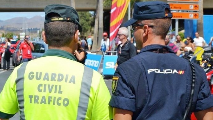 Foto de recurs de guàrdia civil i policia nacional