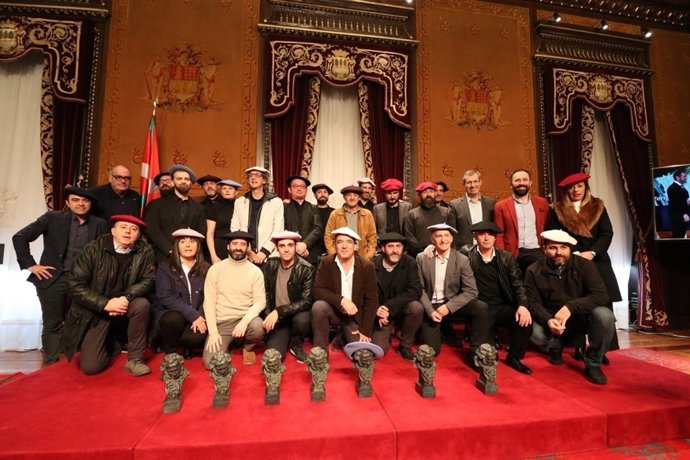 Recibimiento al equipo de la película 'Handia'