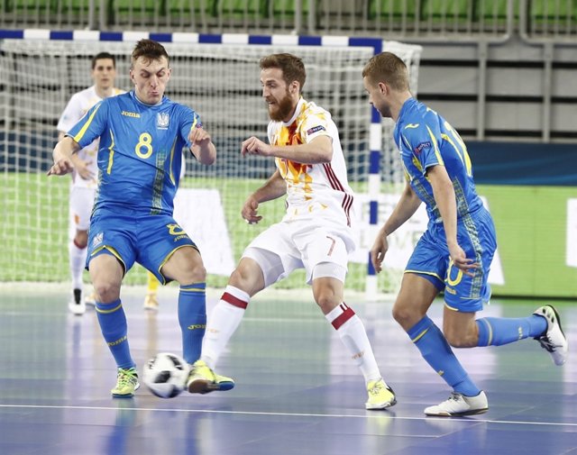 Pola mete a España en semifinales del Europeo de fútbol sala