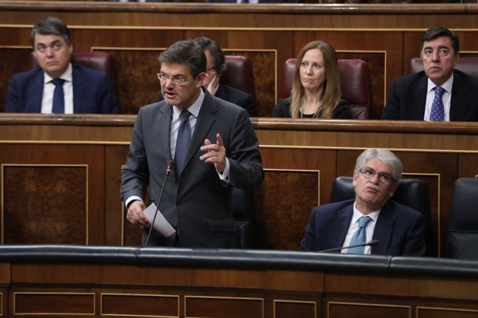 Rafael Catalá en la sessió de control al Govern al Congrés
