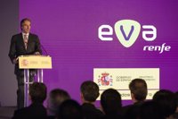 Lambán afirma que "sería una atrocidad" que el EVA no tuviera paradas en Zaragoza y Calatayud