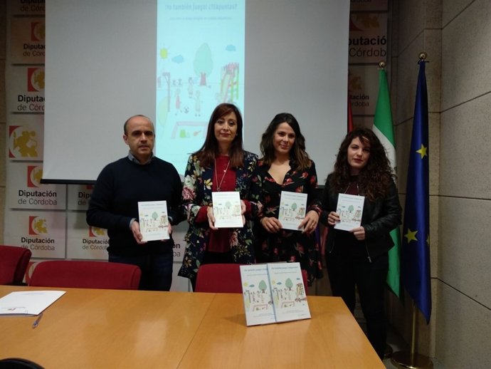 Cañete (izda.) presenta la guía