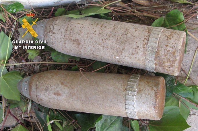 Proyectiles destruidos por artificieros de la Guardia Civil. 