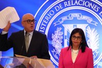 Venezuela acusa a Colombia de boicotear la firma del acuerdo de paz con la oposición