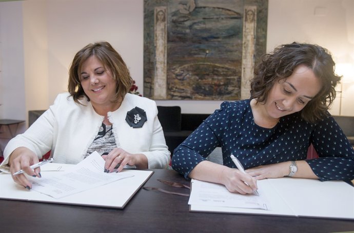 Firma del convenio con el Palau de la Música