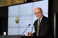 El irlandés Philip Lane, único rival de Guindos para la vicepresidencia del BCE