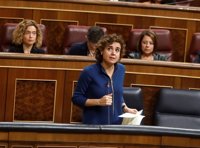 La ministra de Sanidad califica de "dantesco" que Baleares exija el catalán a los profesionales sanitarios