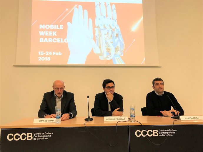 Carlos Grau (dtor. MWCapital) t.Alcalde G.Pisarello, Juan Baselga (MWCapital)