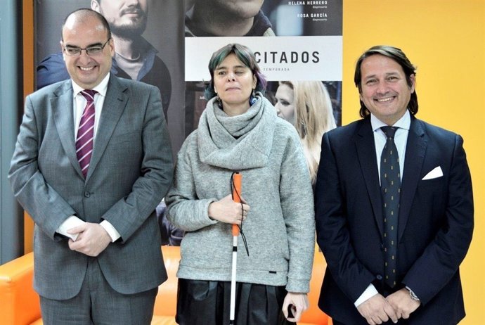 Virgina Carcedo, de ONCE, con Antonio Vila, de Fundación Universo Accesible