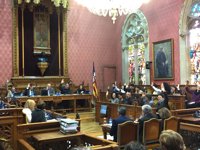 El Consell de Mallorca insta al Gobierno a eliminar la regla de gasto en las entidades locales saneadas