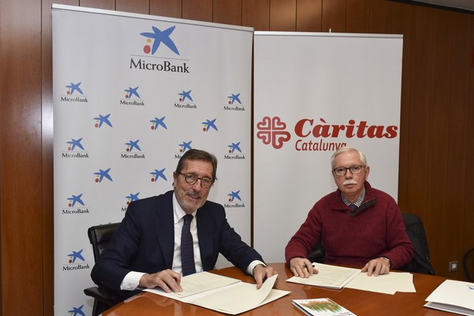 Antoni Vila (MicroBank) i Francesc Roig (Càritas Catalunya) 