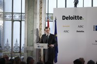 Rajoy: "Las empresas deben pagar impuestos allí donde obtengan sus beneficios, se llame Amazon o como sea"