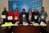Benalmádena presenta un plan piloto en dos colegios para promover que los alumnos vayan andando por caminos seguros